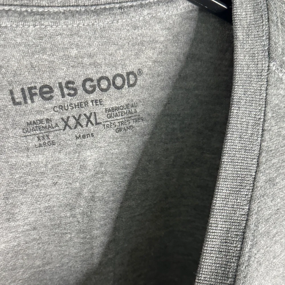 Life Is Good Gray Short-Sleeve Tee‎ with Yellow & Navy Graphic cornhole
